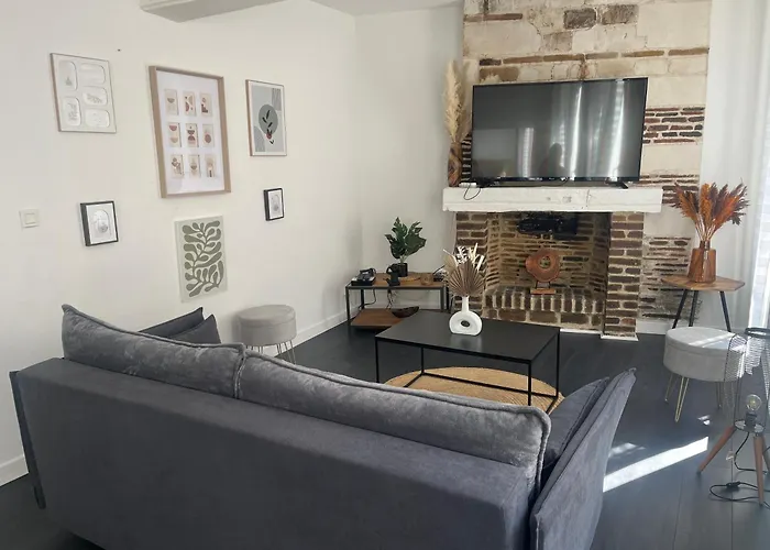 Bel En Plein Coeur Du Vieux Troyes. Apartamento